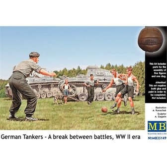 Masterbox 35149 German Tankers - A brake between battles