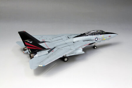 Fine Molds FP32 U.S. Navy F-14A Tomcat &quot;USS Independence, 1995&quot;