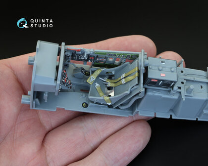 Quinta Studio QD32005 - P-51D (Early)  3D-Printed &amp; coloured Interior on decal paper  (for Tamiya kit) - 1:32