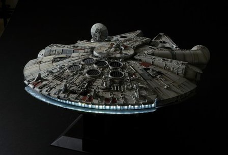 Bandai/Revell 01206 - Millennium Falcon &quot;Perfect Grade&quot; - 1:72