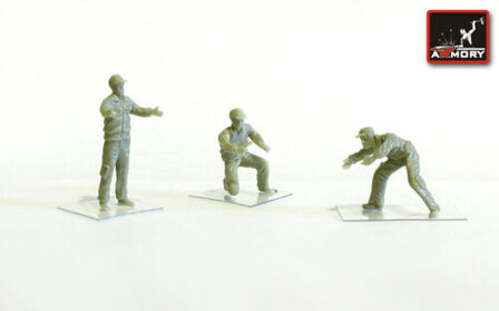 Armory F7214 - Soviet/Russian modern airfield ground personnel - 1:72