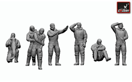 Armory F1401  - RAF WWII heavy bomber crew in high altitude outfit, full set - 1:144