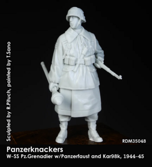 RDM35048 - W-SS Pz.Gren. w/Kar98k &amp; PzF. 60/100, 1944/45 (Panzerknackers)  - 1:35 - [RADO Miniatures]