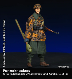 RDM35048 - W-SS Pz.Gren. w/Kar98k &amp; PzF. 60/100, 1944/45 (Panzerknackers)  - 1:35 - [RADO Miniatures]