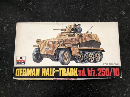 Esci 8051 - German Half-Track sd. kfz. 250/10 - 1:72