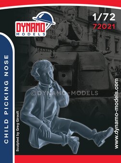 Dynamo Models  72021 - Child Picking Nose - 1:72