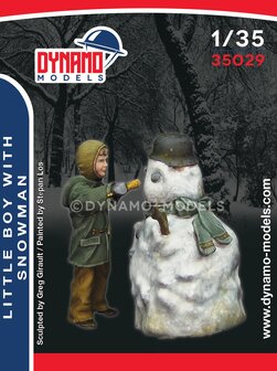 Dynamo Models  35029 - Little Boy With Snowman - 1:35