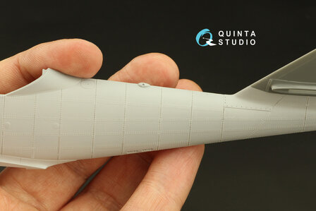 Quinta Studio QRV-026 - Double riveting rows (rivet size 0.25 mm, gap 1.0 mm), White color, total length 5,8 m/19 ft - 1:24