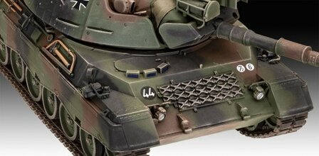 Revell 05656 - Leopard 1 A1A1-A1A4 - Gedenkset - 1:35