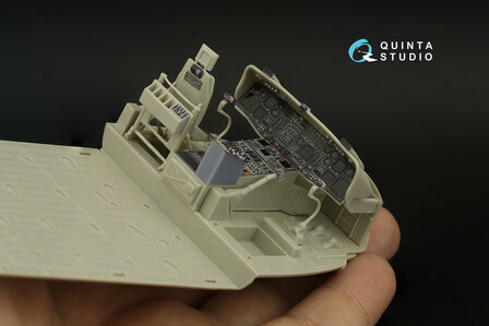 Quinta Studio QD+35108 - MH-60L 3D-Printed &amp; coloured Interior on decal paper (for KittyHawk kit) (with 3D-printed resin parts) - 1:35