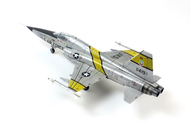 DreamModel DM720013 - F-5E 'Tiger II' (Early Version) - 1:72