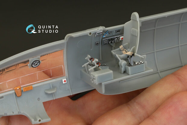 Quinta Studio QD48100 - IL-4 (DB-3F)  3D-Printed & coloured Interior on decal paper  (for Xuntong kit) - 1:48