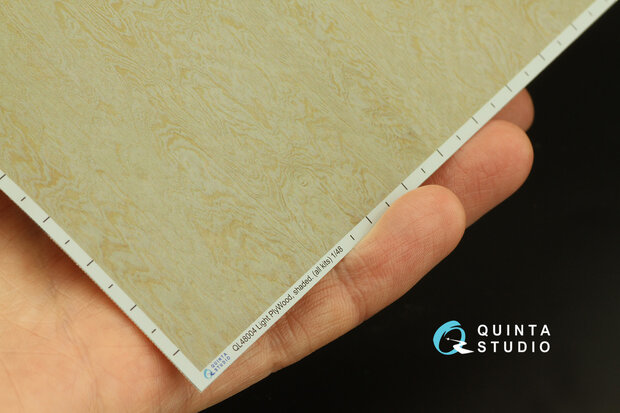 Quinta Studio QL48004 - Light plywood, shaded - 1:48