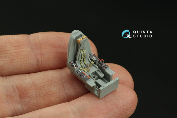 Quinta Studio QD72131 - Do 335A 3D-Printed & coloured Interior on decal paper (for Dragon/Hobby2000 kit) - 1:72