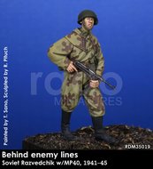 RDM35019 - Soviet Razviedchik w/MP 40, 1941-45 (Behind Enemy Lines) - 1:35 - [RADO Miniatures]