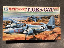 Aoshima 501-300 - Grumman F7F Tigercat - 1:72