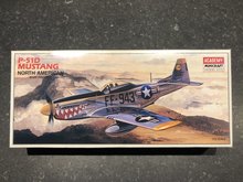 Academy/Minicraft 1662 - P-51D Mustang North American WWII Fighter - 1:72