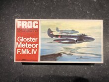 Frog F200 - Gloster Meteor F.Mk.IV - 1:72